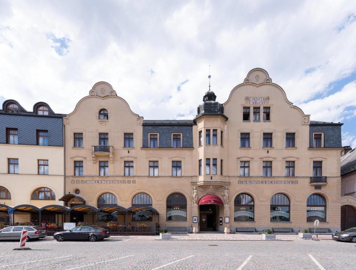 Hotel U Beranka Náchod Exteriör bild