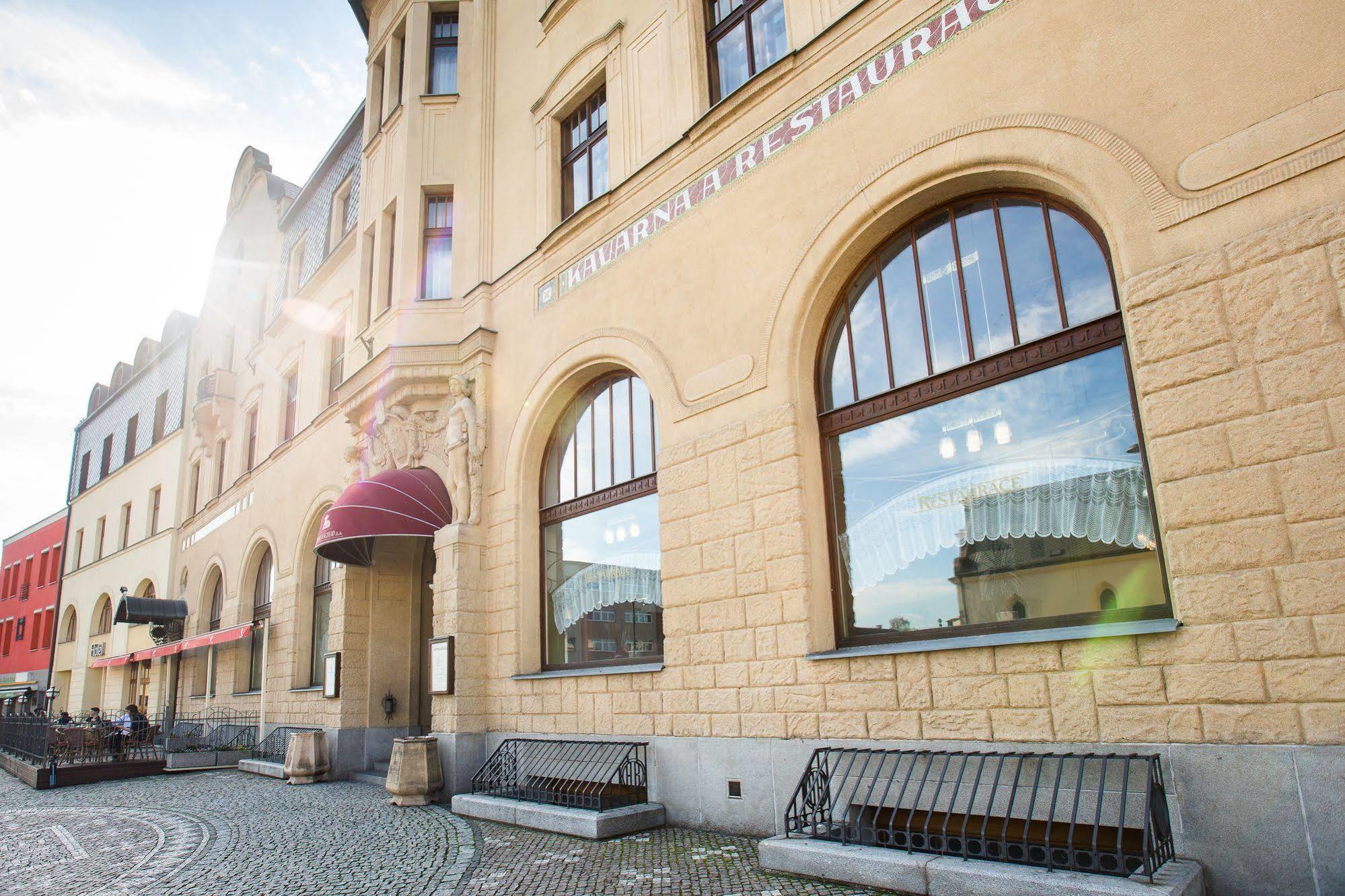 Hotel U Beranka Náchod Exteriör bild